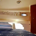 Palermo Boat Experience ספינת מלון *