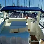 Palermo Boat Experience ספינת מלון